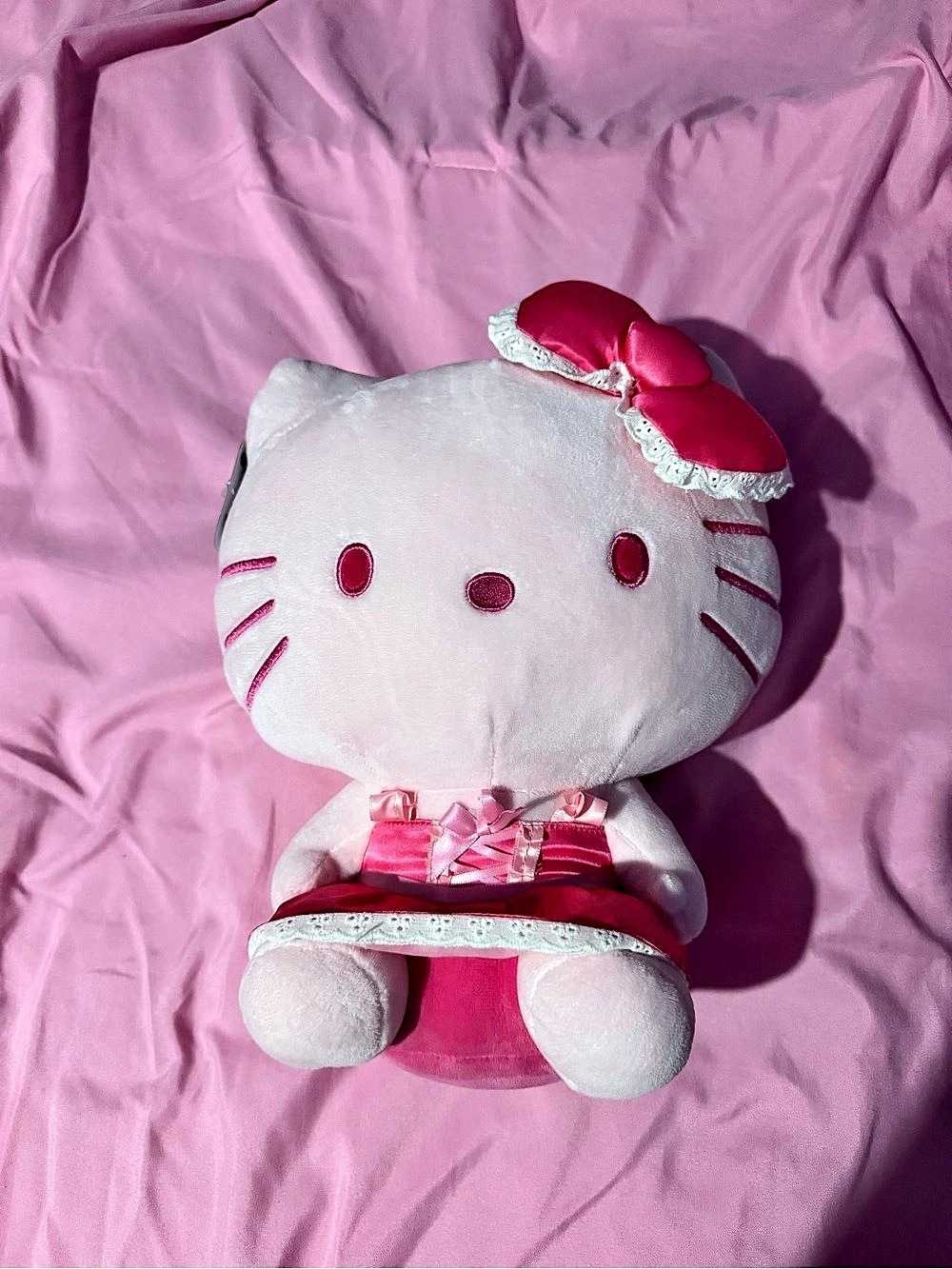 Sanrio Hello Kitty Pink & White Plush Toy